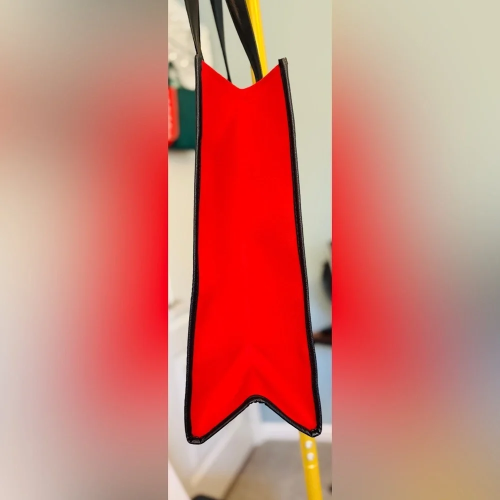 Carolina Herrera Good Girl XL Tote Bag Red & Black NWOT - Picture 6 of 11